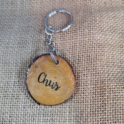 LLavero tronco madera grabado - Imagen 2